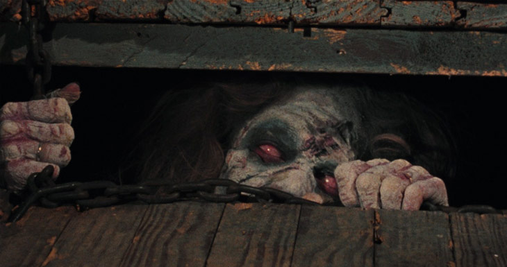 معرفی فیلم سینمایی The Evil Dead (مرده شریر) | آخر هفته چه فیلمی ببینیم؟